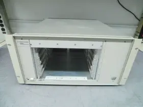 E3238S AGILENT Signals Developing Mainframe Vxi