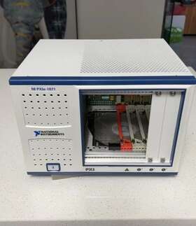 PXIE-1071 NATIONAL INSTRUMENTS Ni Chassis