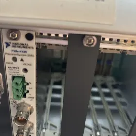 PXIE-4135 NATIONAL INSTRUMENTS Ni Precision Unit