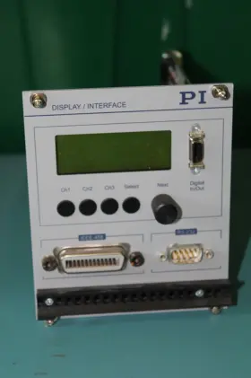 E-516 PHYSIK INSTRUMENTE Pi Display Interface